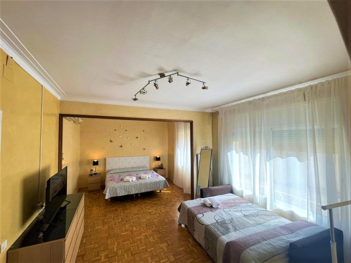 برشلونة Villarroel Habitaciones المظهر الخارجي الصورة
